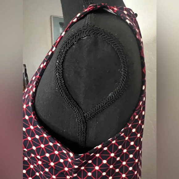 Banana republic size small red white and blue sleeveless dress - Picture 5 of 10